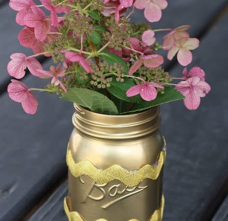 An Easy DIY Mason Jar Vase