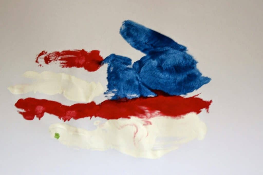 Patriotic Activities for Kids || The Chirping Moms