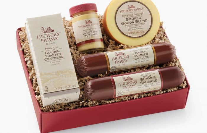 Hosting Holiday Gatherings & Holiday Traditions With Hickory Farms