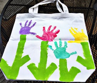 Spring Handprint Craft || The Chirping Moms