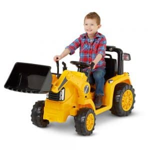 Gifts for Toddlers- Kid Trax ride on vehicles are tons of fun and they have a 6V version that’s perfect for toddlers and preschoolers- thechirpingmoms.com