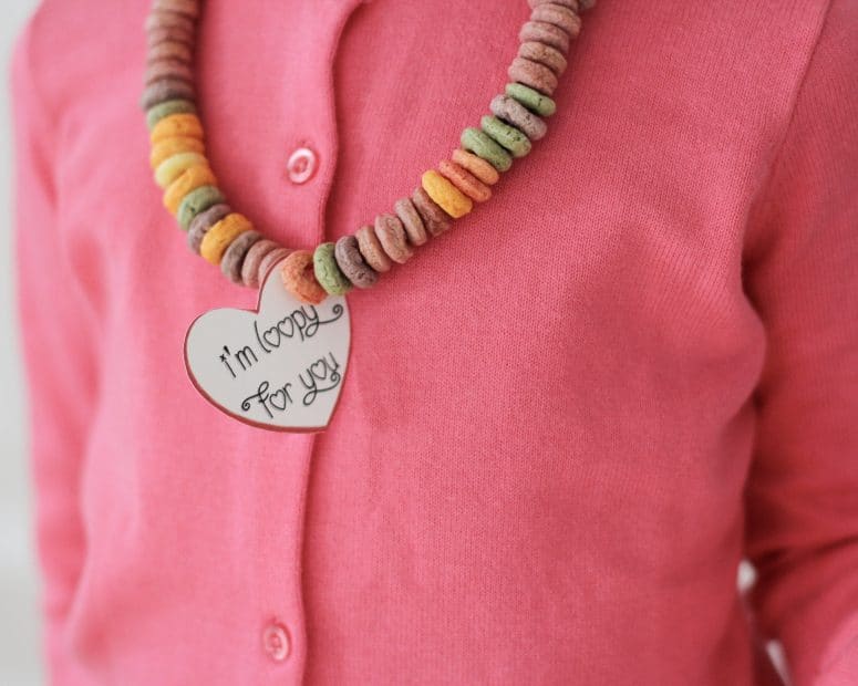 valentine's day cereal necklaces with free printable