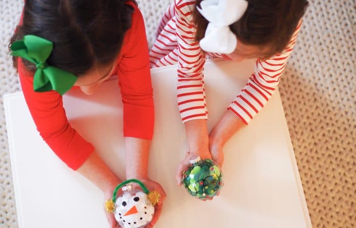 Christmas Crafts: 3 Easy Pom Pom Ornaments